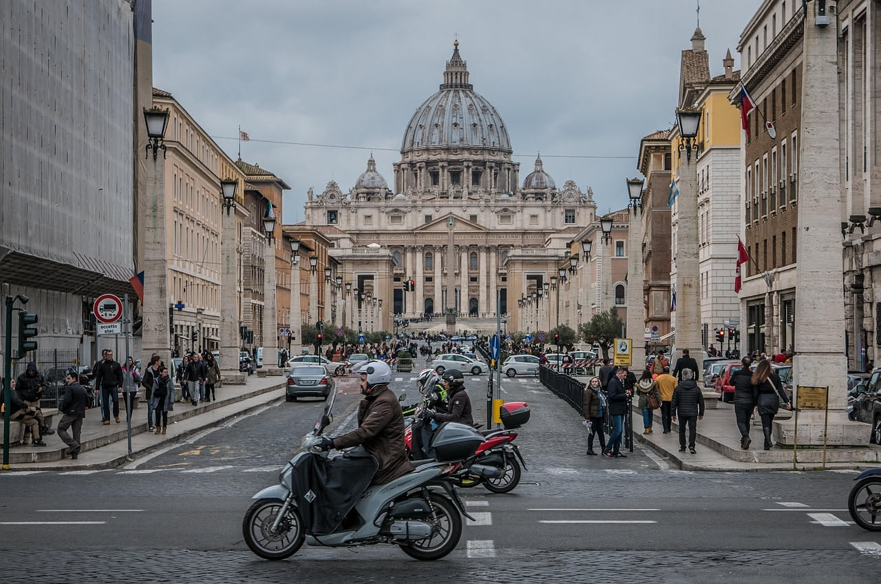 Vespa Club Modena 2026: eventi e raduni imperdibili per gli amanti delle Vespa e della cultura vintage.